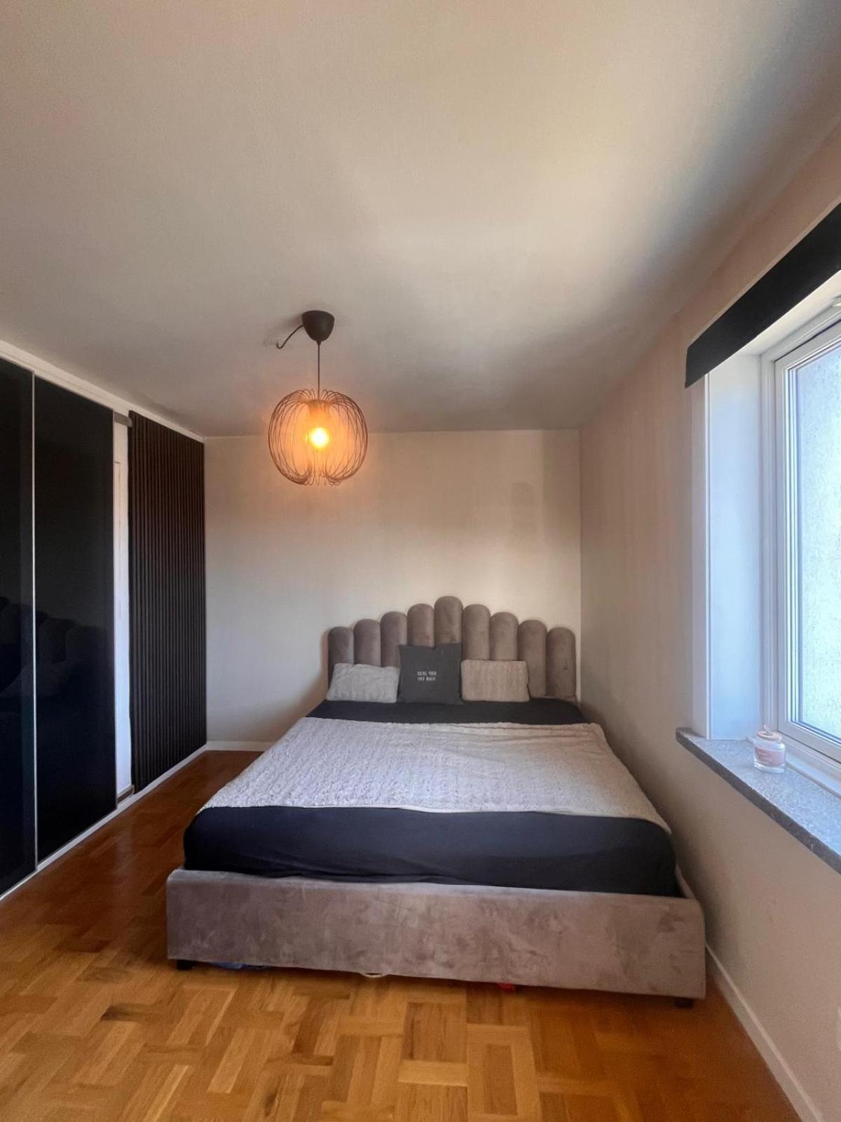 Topsetasje-leil Helsfyr Ink Blk Apartment